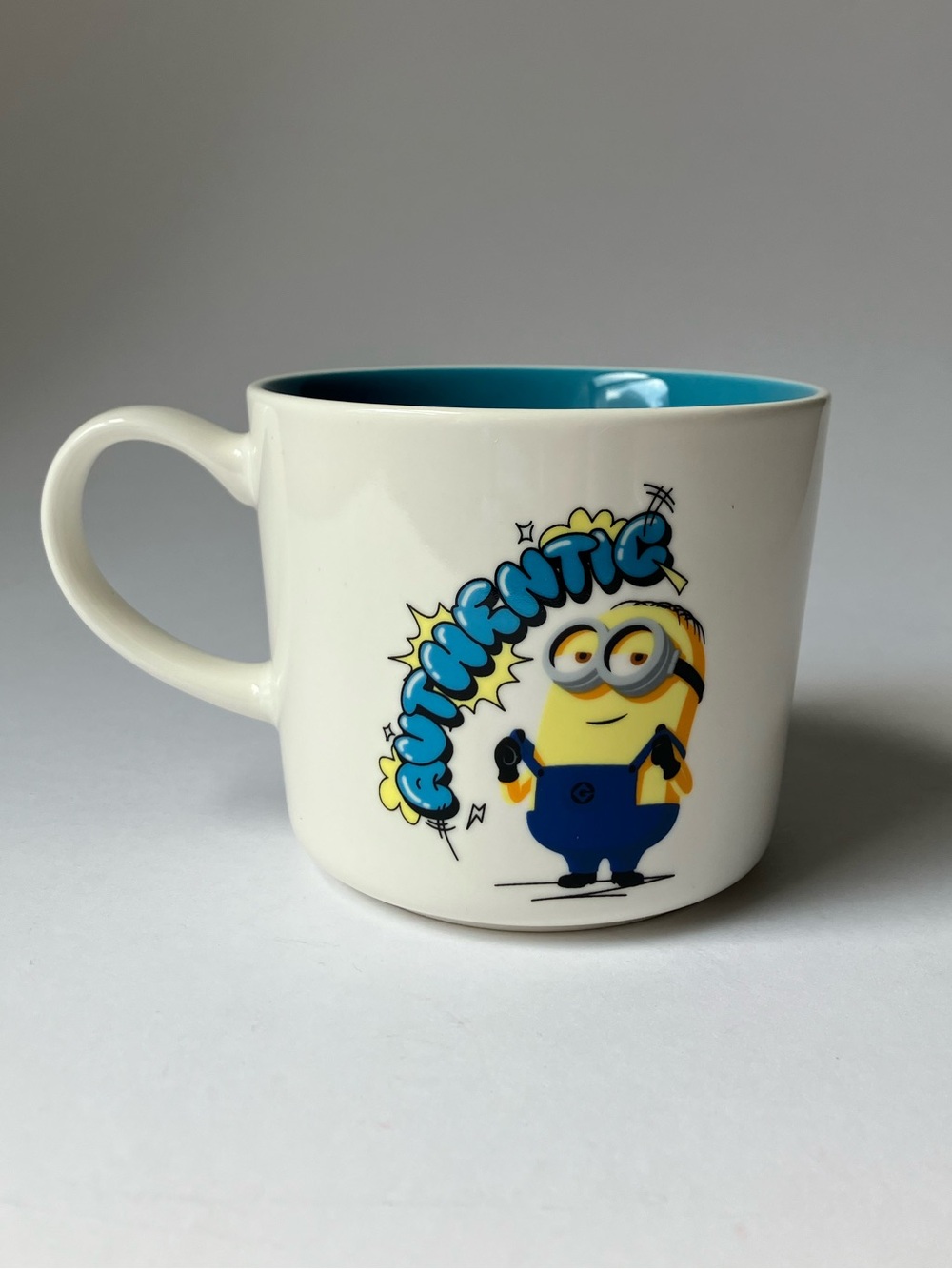 NIB Illumination’s Minion Ceramic Mug Limited Edition Burger King Portugal Gifts